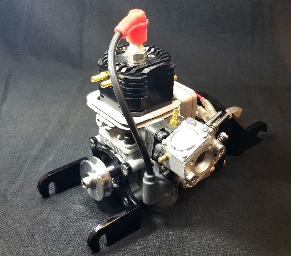 G260PUM Counter-Rotated Marine Engine - with Mounts, Clutch