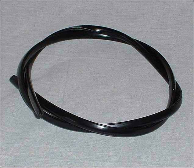 BONZI Boat Rub Rail - BLACK