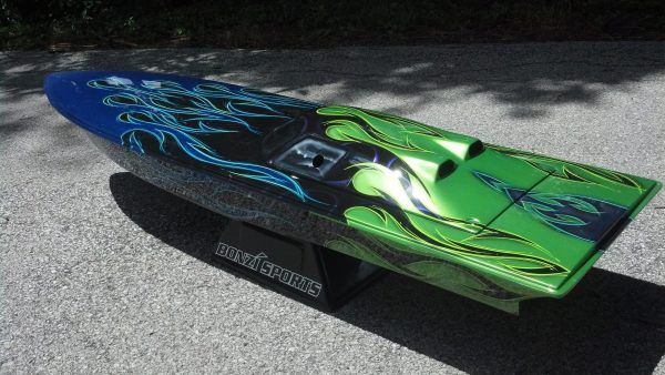 64″ Fountain RC Boat – Ready to Run - BZ1 Modification - BONZI